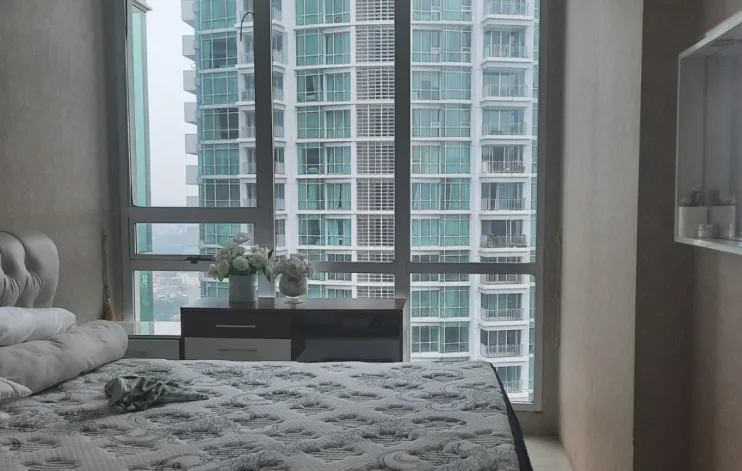 3 BR Private Lift Apartement With City View At kemang Village 10