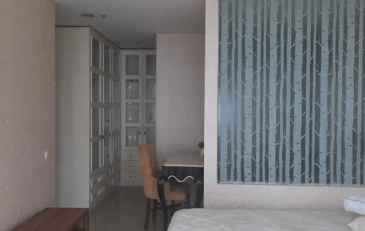 3 BR Private Lift City View Apartemen Kemang Village 7