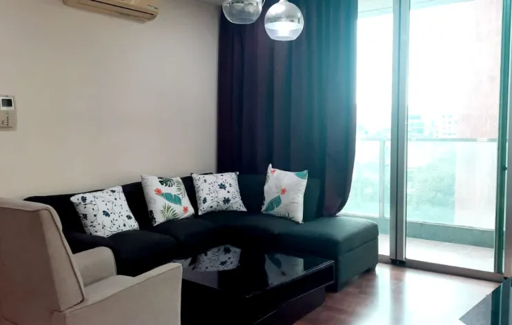 2 BR Apartemen Private Lift Lantai Rendah 4