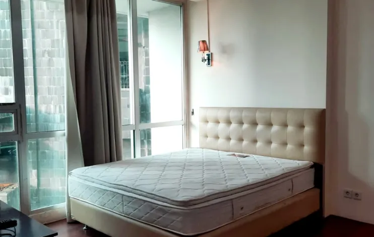 2 BR Apartemen Private Lift Lantai Rendah 5