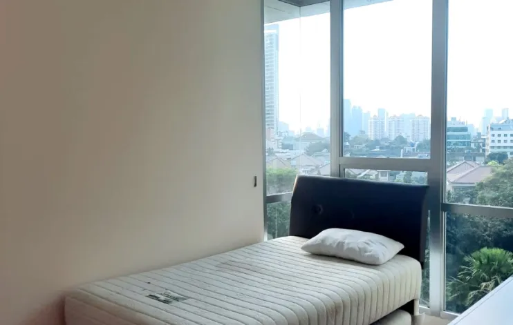 2 BR Apartemen Private Lift Lantai Rendah 9