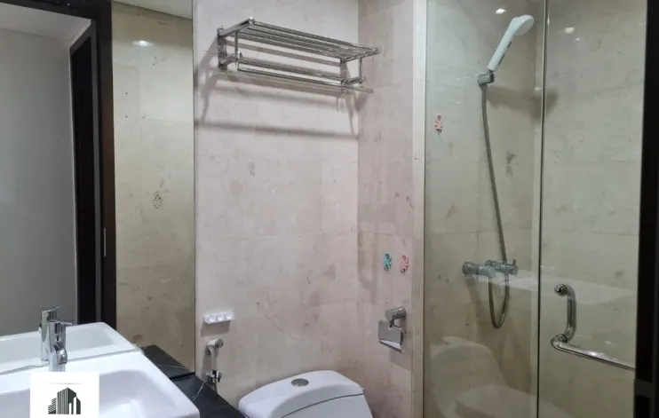 3 BR Apartemen Semi Furnish 11