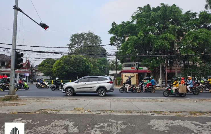 Disewakan Gedung Komersil Di Jakarta Selatan 1