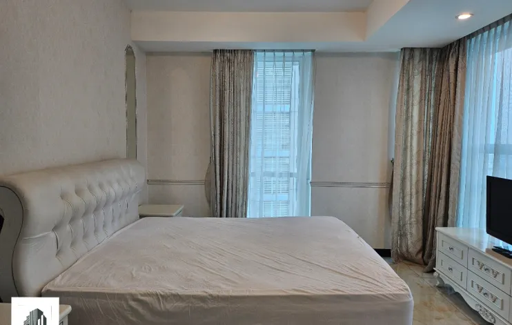 3 BR Private Lift Apartemen Kemang Village  7