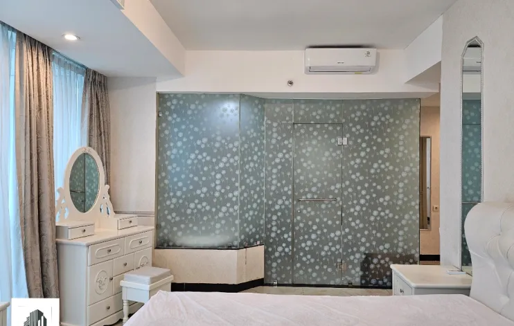 3 BR Private Lift Apartemen Kemang Village  8