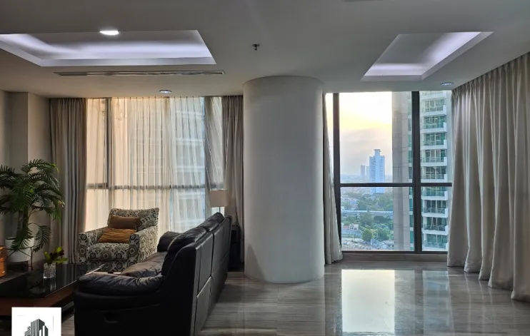 3 BR Bloomington Kemang Village Apartment 3