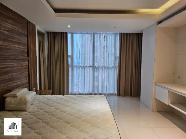 Apartemen Disewa 2 BR Intercon Tipe Besar Kemang Village Residence 3 watermark_1726297698785