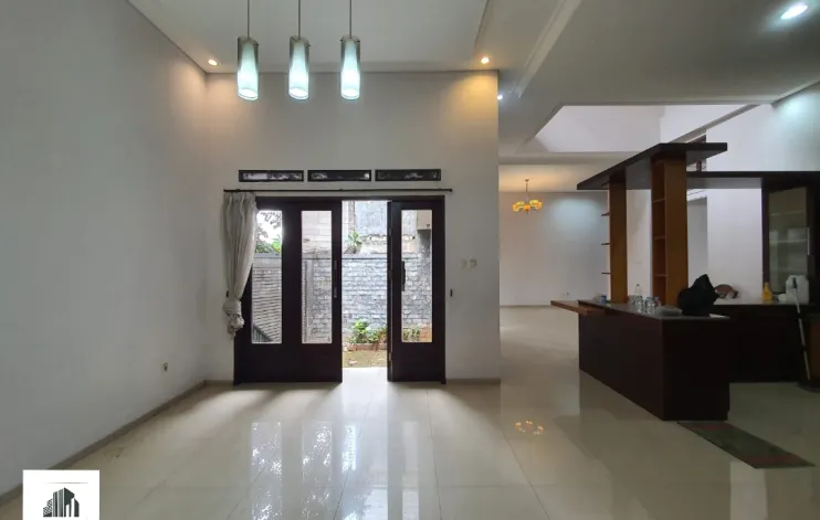 FAST SALE Cluster House In Lebak Bulus 6