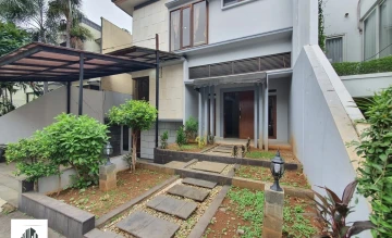 Rumah Dijual di Jakarta selatan JUAL CEPAT Rumah Dalam Cluster Di Lebak Bulus