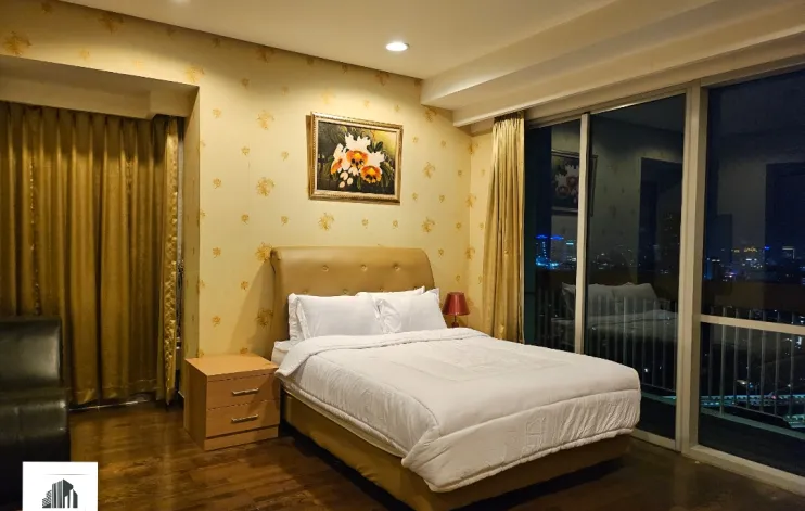 2BR Chic Apartment At Kemang Mansion 5