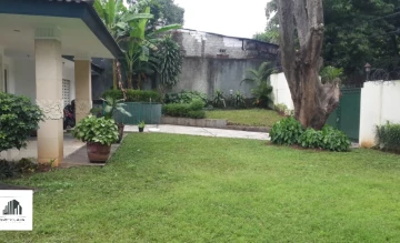 Rumah Dijual di Jakarta selatan For Sale Rumah Dengan Lahan Yang Cukup Luas Di Jaksel