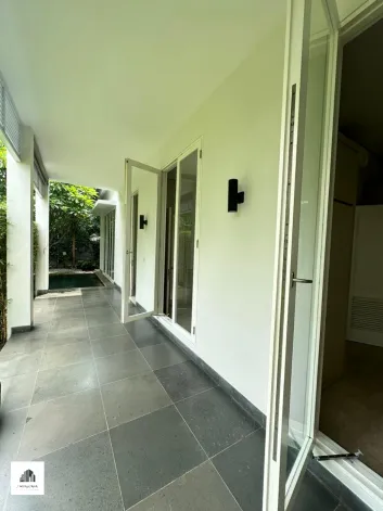 Rumah Dijual Rumah Cantik Jakarta Selatan 11 watermark_1733380950302