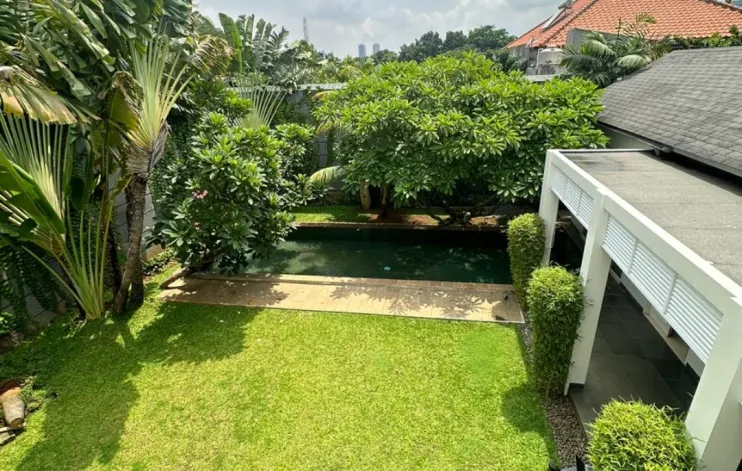 Rumah Cantik Jakarta Selatan 26