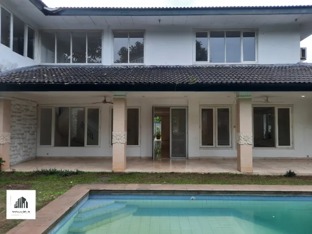 Rumah Dijual For Sale Rumah Dengan Lahan Yang Cukup Luas Di Jaksel 13 watermark_1733402060317