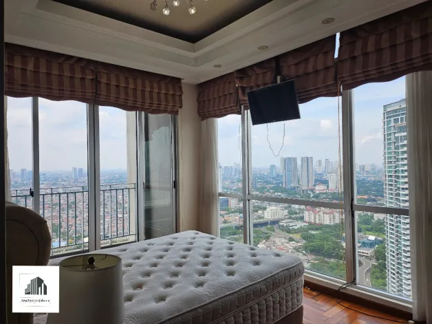 Apartemen Disewa Modern Interior 4 BR Kemang Village Penthouse 17 watermark_1736523841538