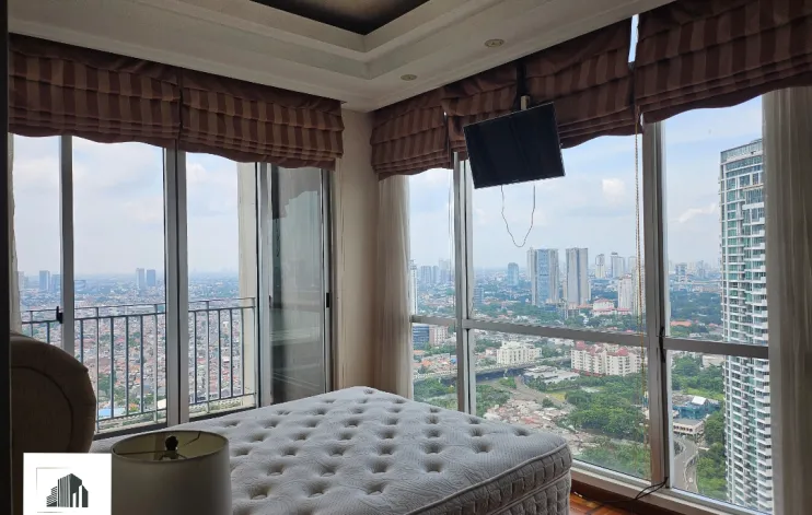 Modern Interior 4 BR Kemang Village Penthouse 17