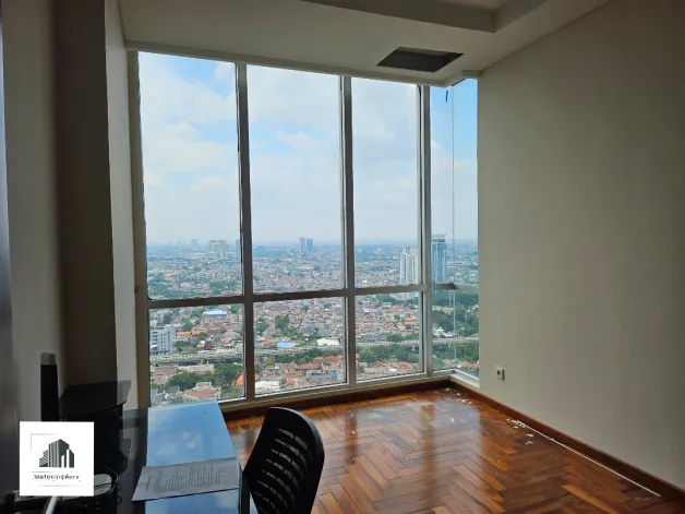 Apartemen Disewa Modern Interior 4 BR Kemang Village Penthouse 24 watermark_1736524311499