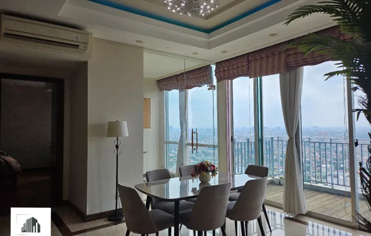 Modern Interior 4 BR Kemang Village Penthouse 8