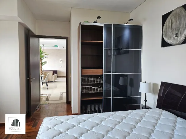 Apartemen Disewa Modern Interior 4 BR Kemang Village Penthouse 14 watermark_1736525466886