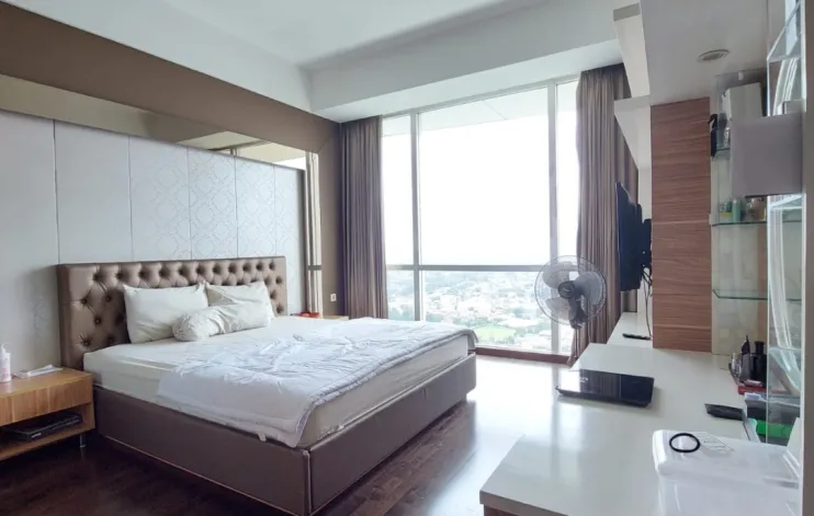 2 BR Ritz Kemang Village Dengan Pemandangan Kota 5