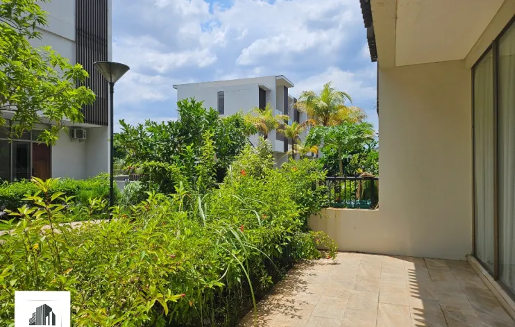 Townhouse Seafront Ancol 4 BR 5